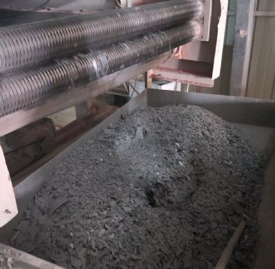 環(huan)氧粉(fen)末 色(se)粉 黑(hei)色絕(jue)緣粉(fen)末 熱(re)固性(xing)粉末(mo)塗料(liao) 抗靜(jing)電耐(nai)高溫(wen)粉末(mo)