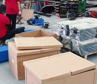 國立(lì)液壓壓(yā)，小型液(yè)壓站紙(zhǐ)箱包裝(zhuang)發貨。各(gè)地都能(néng)發貨